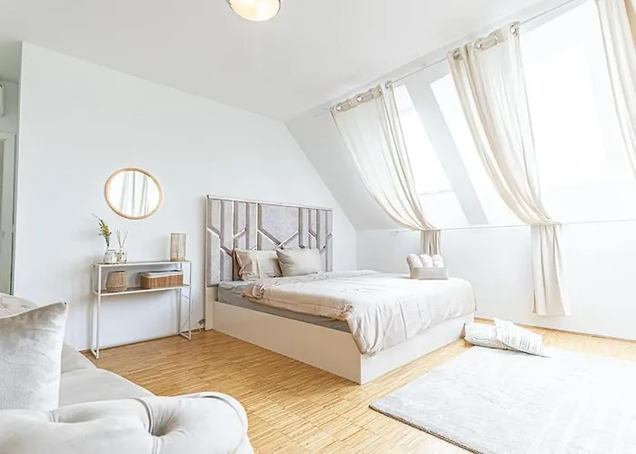 Super Luxury Apt, Only 12Min To Ferris Wheel