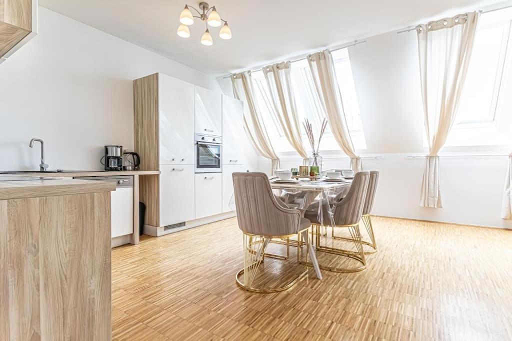 Super Luxury Apt, Only 12min To Ferris Wheel * Wien