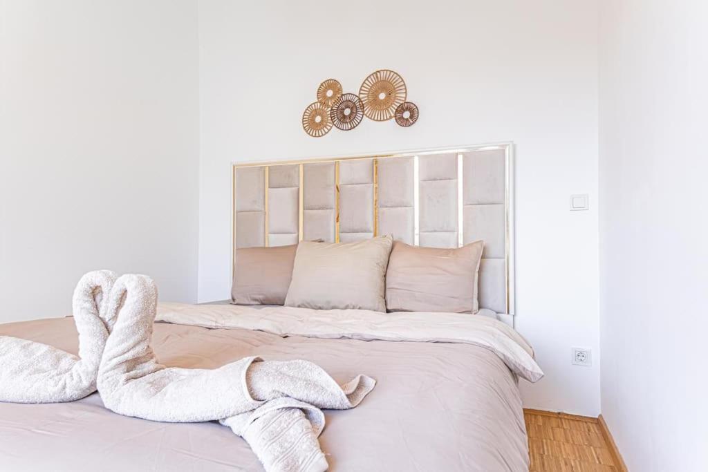 Super Luxury Apt, Only 12min To Ferris Wheel Apartment