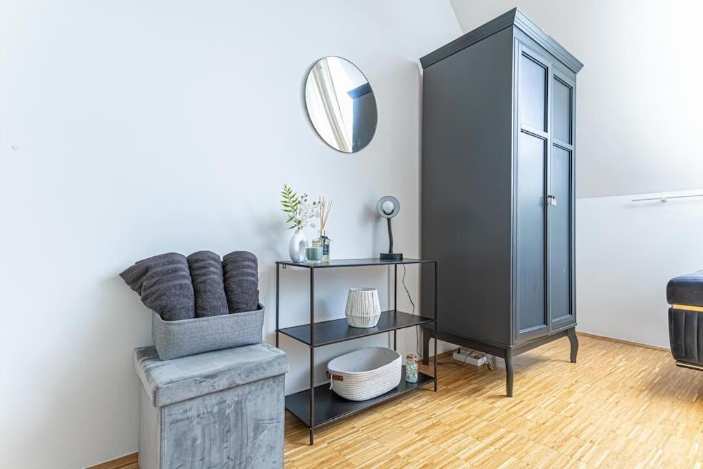 Apartment Super Luxury Apt, Only 12min To Ferris Wheel *
